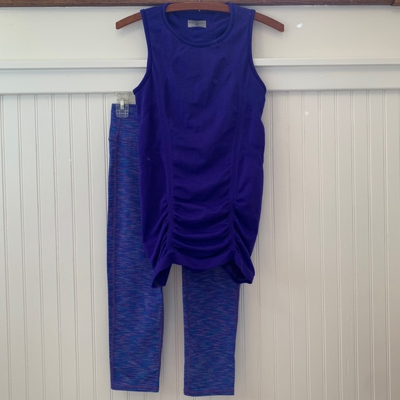 Athleta Tops - Athleta Capri Leggings and Tank Top Bundle